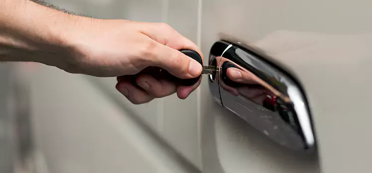 Why Choose Our Auto Locksmith Team in North Tonawanda, NY?